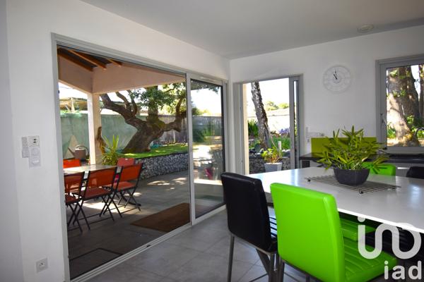 Maison à vendre 8 pièces 141 m² Saint-Pierre-d'Oléron
