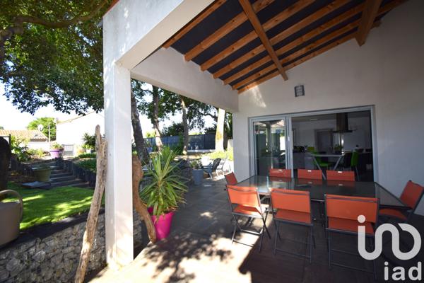 Maison à vendre 8 pièces 141 m² Saint-Pierre-d'Oléron