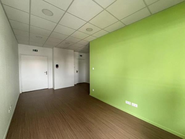 Local professionnel à louer