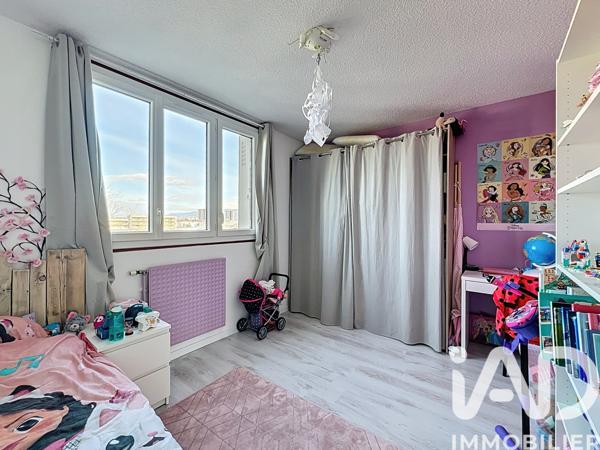 Appartement à vendre 4 pièces 79 m² Le Pont-de-Claix