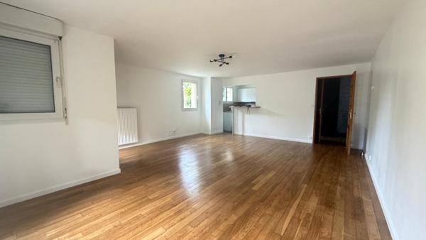 Appartement 3 pièces à louer en rez-de-chaussée à Évry Courcouronnes