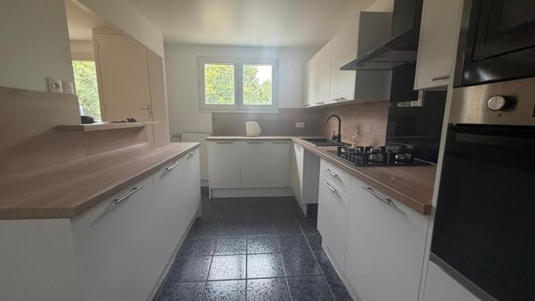 Appartement 3 pièces à louer en rez-de-chaussée à Évry Courcouronnes
