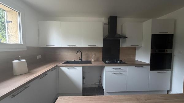 Appartement 3 pièces à louer en rez-de-chaussée à Évry Courcouronnes