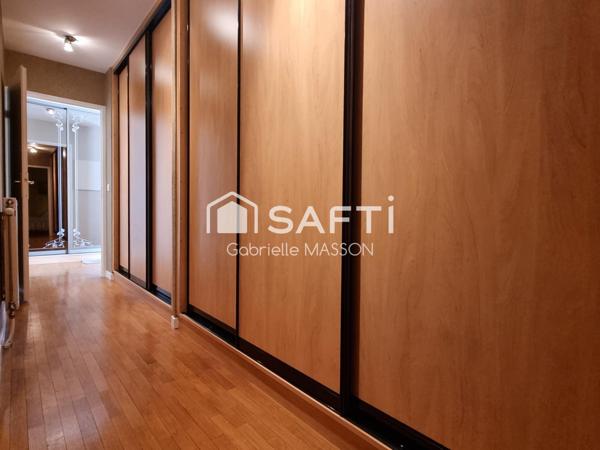 Rue DANTON - Bel appartement avec 2 balcons et double parking