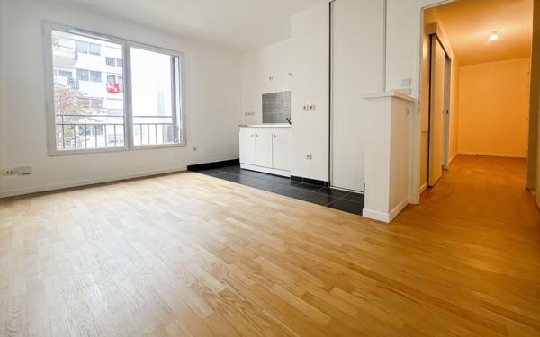 Appartement à vendre    2 pièces • 38,14 m2 Paris 20
