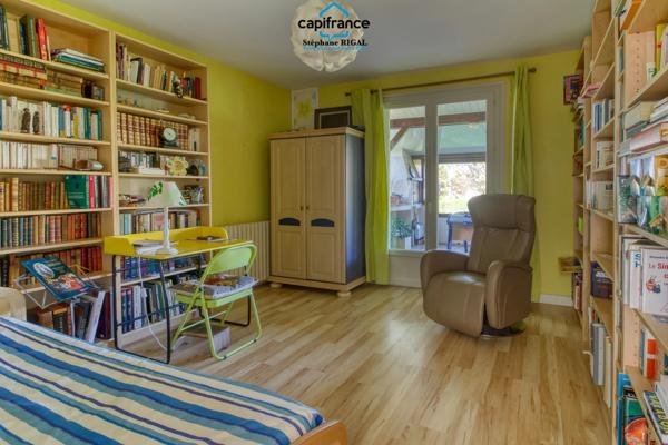 Maison à vendre 8 pièces MONTAYRAL (47) de 185 m2 sur un terrain de 3642 m2