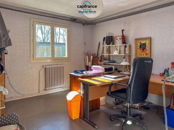 Maison à vendre 8 pièces MONTAYRAL (47) de 185 m2 sur un terrain de 3642 m2
