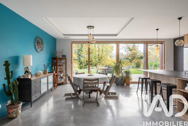 Maison à vendre 8 pièces 156 m² Voiron
