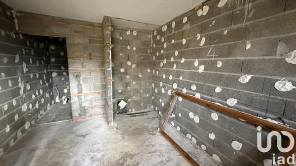 Immeuble à vendre 400 m² Dordives