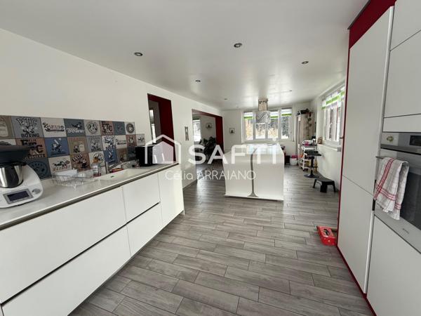 GRANDE MAISON FAMILIALE