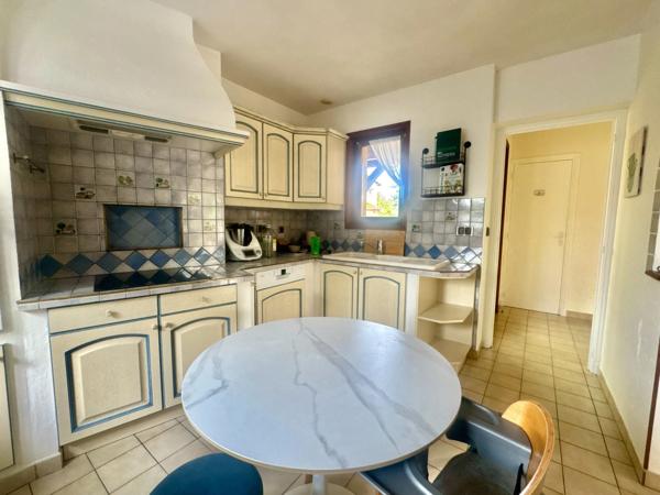 LE COTEAU - MAISON 100 m2 sur 411 m2 de TERRAIN - 4 CHAMBRES - GARAGE