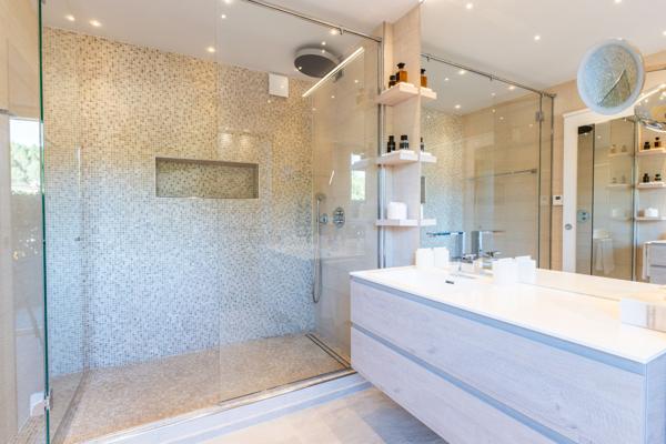Vente Penthouse Saint-Tropez 4 Pièces 130 m²