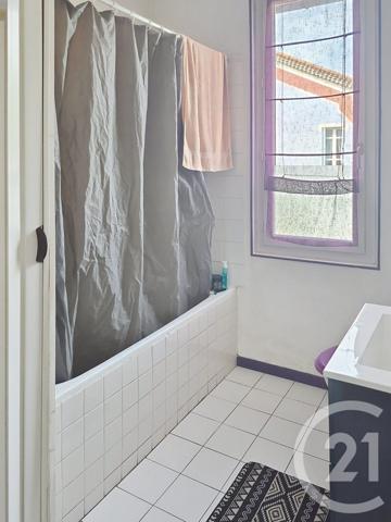 Immeuble à vendre  222 m2 ALES - 30