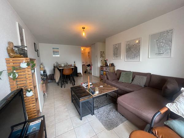 Appartement à vendre à Vannes 40m² le port à pied Garage fermé cave