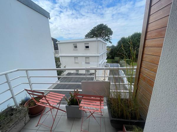 Appartement à vendre à Vannes 40m² le port à pied Garage fermé cave
