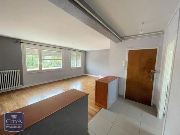 Appartement à louer 3 pièces 64.21m² Tours (37000)