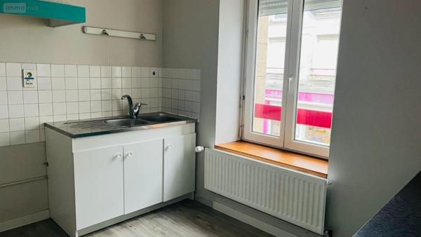 Appartement à louer à Pluméliau-Bieuzy dans le Morbihan (56930), ref :   
centre ville