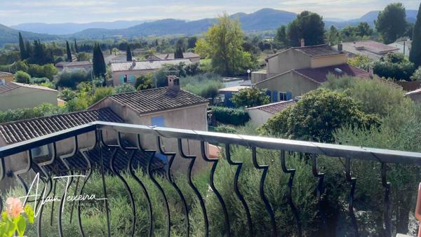 Arcs-sur-Argens, commerces et gare T.G.V a pied
