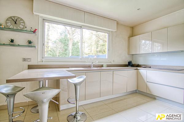 Le Chesnay Rocquencourt - Maison 9 pièces 364 m² au sol sur parcelle de 2000 m² €1 990 000 ** - Référence 25341