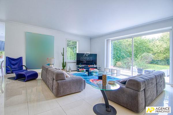 Le Chesnay Rocquencourt - Maison 9 pièces 364 m² au sol sur parcelle de 2000 m² €1 990 000 ** - Référence 25341