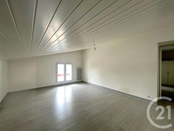 Maison à vendre  4 pièces - 125,58 m 2   SAUJON  - 17