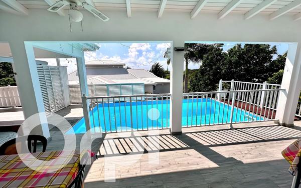 Maison à vendre    6 pièces • 128 m2 Saint-François