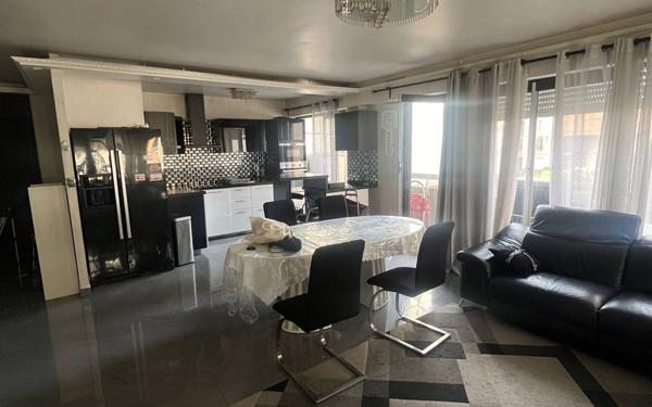 Appartement à vendre    3 pièces • 72,46 m2 Paris 19