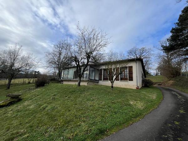 Maison à vendre |  Confolens |  4 pièces | 100 m²