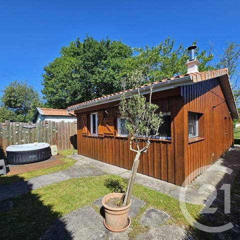 Maison à vendre  4 pièces - 45 m 2   HOURTIN  - 33