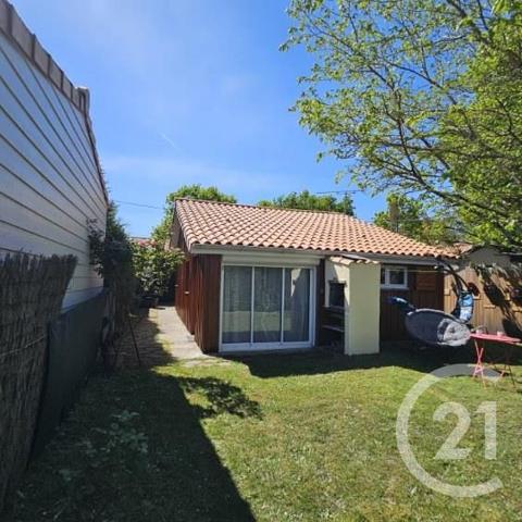 Maison à vendre  4 pièces - 45 m 2   HOURTIN  - 33