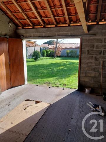 Maison à vendre  4 pièces - 45 m 2   HOURTIN  - 33
