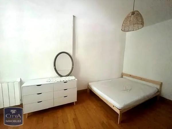 Appartement à louer 2 pièces 50.1m² Bordeaux (33000)