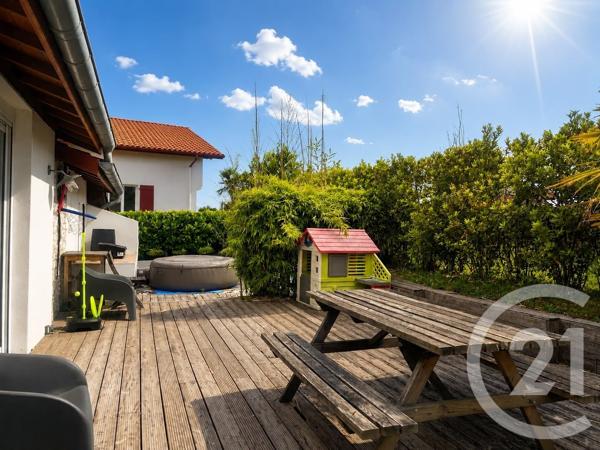 Maison à vendre  4 pièces - 75 m 2   BASSUSSARRY  - 64