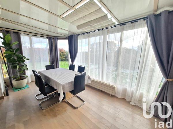 Maison 6 pièces de 115 m² à Les Bordes (45460)