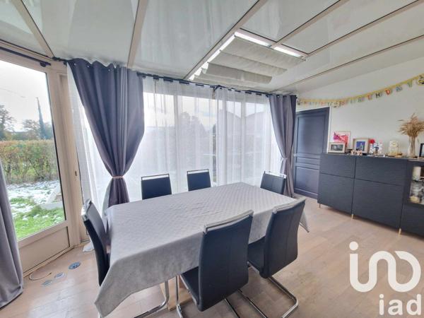 Maison 6 pièces de 115 m² à Les Bordes (45460)