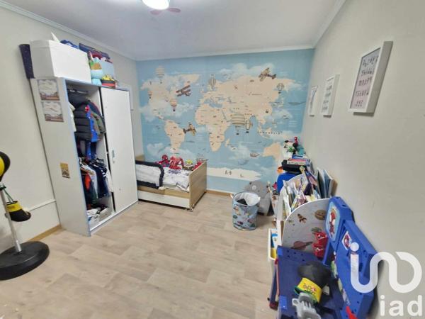 Maison 6 pièces de 115 m² à Les Bordes (45460)