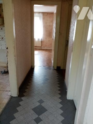 versant sud, secteur calme et ensoleillé, pavillon individuel environ 60 m² au sol
terrain 510 m²