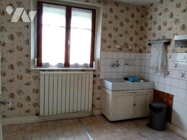 versant sud, secteur calme et ensoleillé, pavillon individuel environ 60 m² au sol
terrain 510 m²