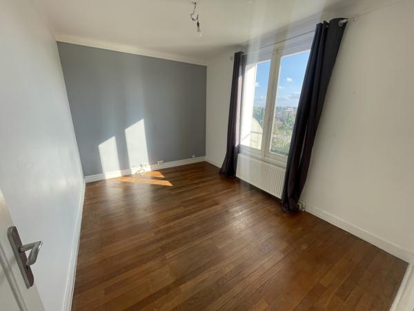 Poitiers (86000) 2 MAISONS EN 1 AVEC JARDIN COUR ET GRANDE TERRASSE !