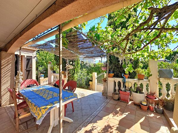 Maison Six Fours Les Plages 5 pièces - La Pétugue