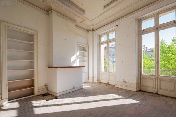 Immeuble à vendre à Bordeaux en Gironde (33000), ref : 015/772   
Victoire