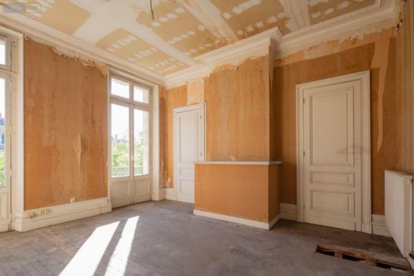 Immeuble à vendre à Bordeaux en Gironde (33000), ref : 015/772   
Victoire