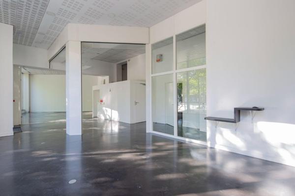 Immeuble à vendre à Bordeaux en Gironde (33000), ref : 015/772   
Victoire