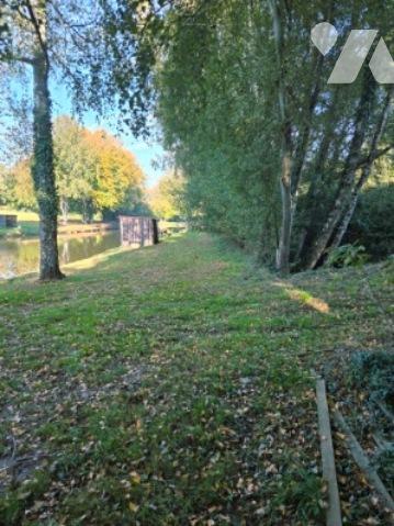 Deux étangs et des parcelles de terre sur une surface totale de 3h9130m².