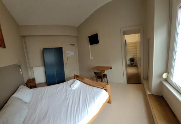 Soultzeren (68140) Immeuble 700 m² habitables sur 11,73 ares, idéalement situé.