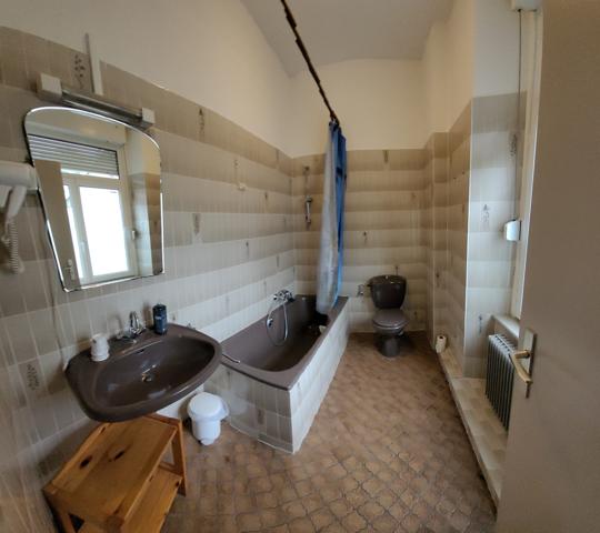 Soultzeren (68140) Immeuble 700 m² habitables sur 11,73 ares, idéalement situé.