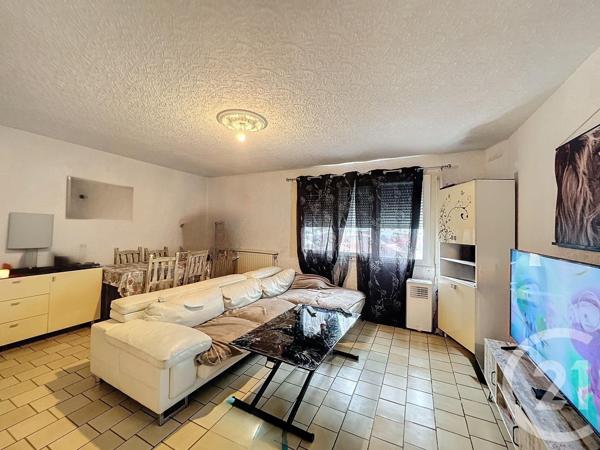 Appartement F3 à vendre  3 pièces - 67,89 m2 SENS - 89
