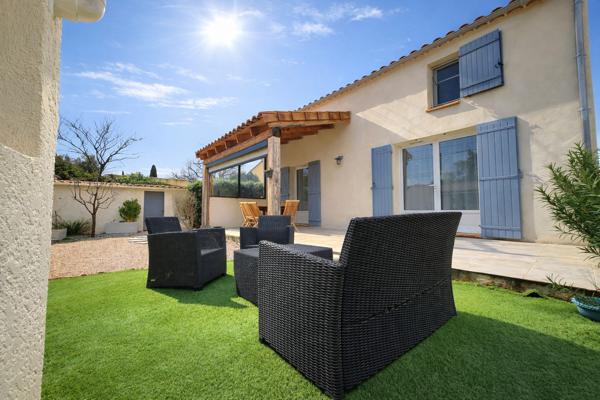 EXCLUSIVITÉ À VENDRE ? ENTRE AVIGNON ET L'ISLE SUR LA SORGUE - MAISON DE 120 M² SURF HAB SUR 300 M² DE TERRAIN AVEC CHAMBRE DE PLAIN PIED