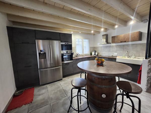 EXCLUSIVITÉ À VENDRE ? ENTRE AVIGNON ET L'ISLE SUR LA SORGUE - MAISON DE 120 M² SURF HAB SUR 300 M² DE TERRAIN AVEC CHAMBRE DE PLAIN PIED