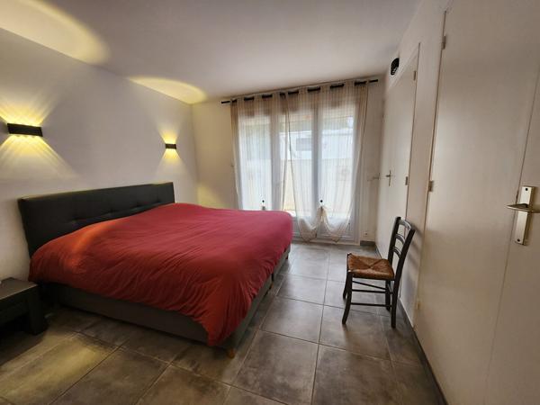 EXCLUSIVITÉ À VENDRE ? ENTRE AVIGNON ET L'ISLE SUR LA SORGUE - MAISON DE 120 M² SURF HAB SUR 300 M² DE TERRAIN AVEC CHAMBRE DE PLAIN PIED